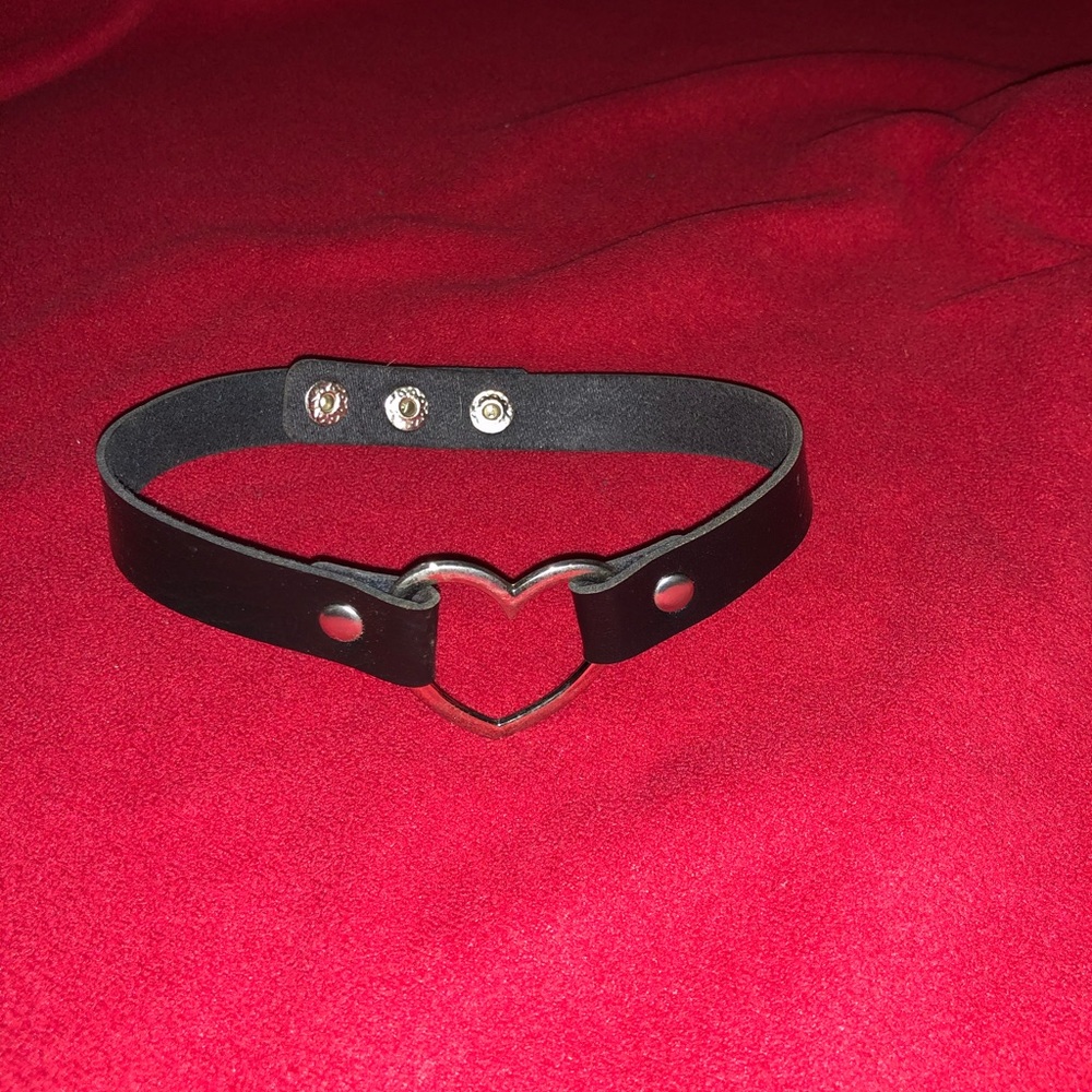 Vegan Leather Heart Choker